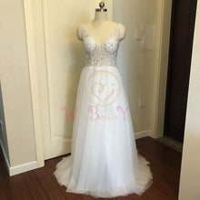 Load image into Gallery viewer, Beading Prom Dresses 2020 V neck Pink High Split Tulle Sweep Train Sleeveless Evening Gown A-line Lace Up Backless Vestido De